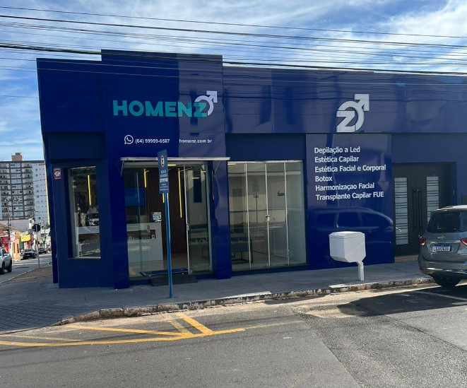 Fachada da Homenz, na Rua Dr. Pedro Ludovíco, em Catalão-GO